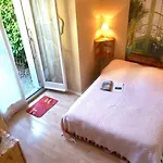 T2 Rdc Avec Jardinet Et Parking, Proche Thermes Et Commerces - Fr-1-313-152 Apartmán *