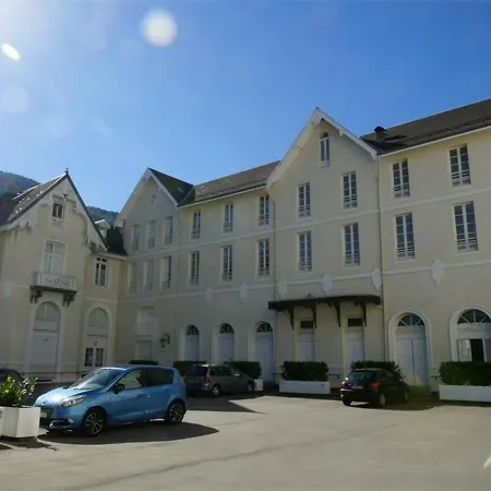 Apartmán T2 Rdc Avec Jardinet Et Parking, Proche Thermes Et Commerces - Fr-1-313-152