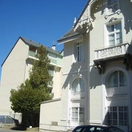 Apartmán T2 Rdc Avec Jardinet Et Parking, Proche Thermes Et Commerces - Fr-1-313-152 Bagnères-de-Luchon