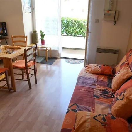 T2 Rdc Avec Jardinet Et Parking, Proche Thermes Et Commerces - Fr-1-313-152 Apartament